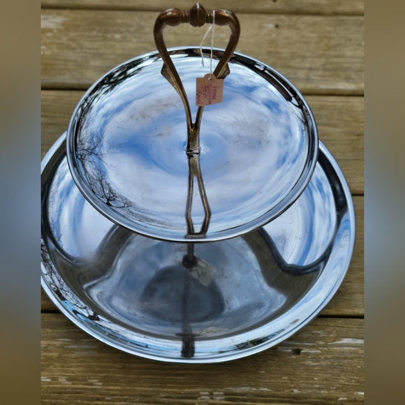 VTG Kromex Round Tidbit Tray Two-Tier Chrome And Brass Serving Tray - Picture 4 of 9